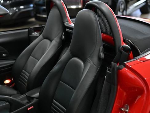 Used 2001 Porsche Boxster image 28