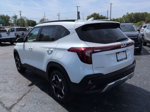 New 2026 Kia Seltos EX FWD image 5