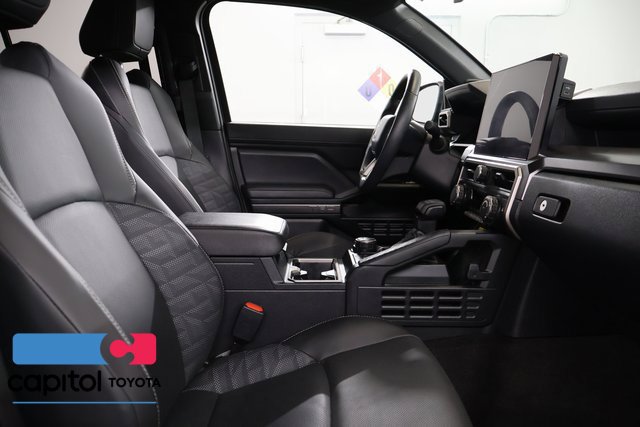 Certified 2026 Toyota 4Runner TRD Off-Road Premium AWD/4WD image 27