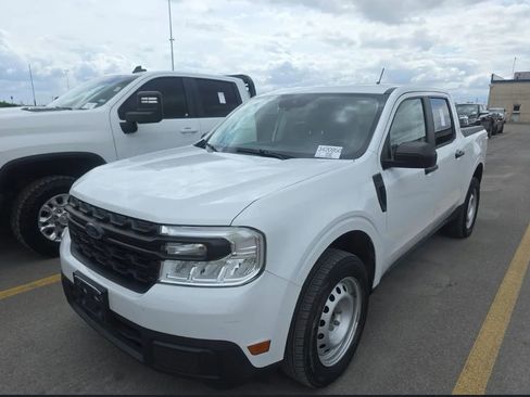 Used 2022 Ford Maverick XL image 1