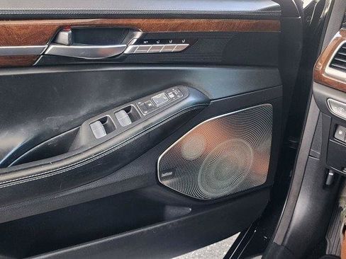 Used 2018 Genesis G90 5.0 Ultimate RWD image 37