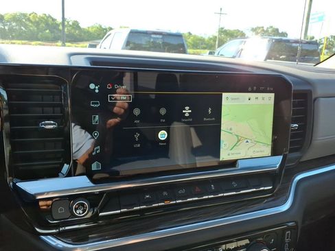 New 2026 Chevrolet Silverado 1500 RST w/ Dark Appearance Package AWD/4WD image 19