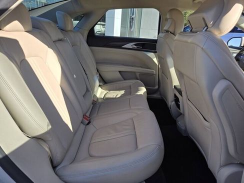 Used 2019 Lincoln MKZ Reserve FWD image 21