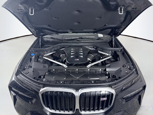 Used 2026 BMW X7 M60i AWD/4WD image 32