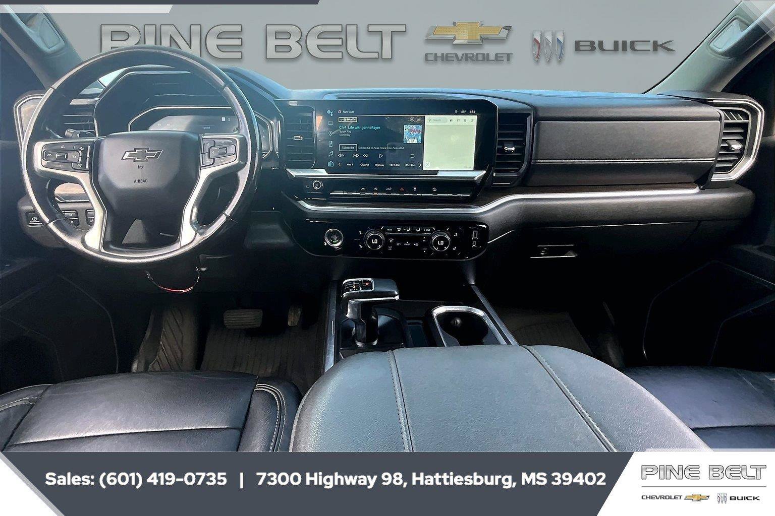Used 2023 Chevrolet Silverado 1500 RST AWD/4WD image 14