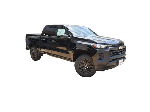 New 2026 Chevrolet Colorado W/T AWD/4WD image 2