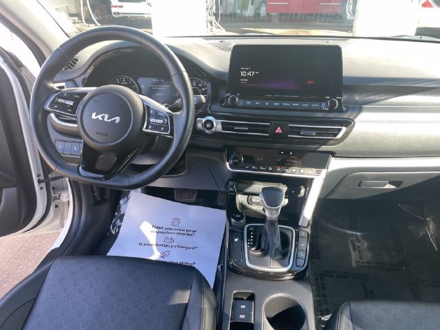 Used 2023 Kia Seltos SX w/ SX Sunroof Package AWD/4WD image 15