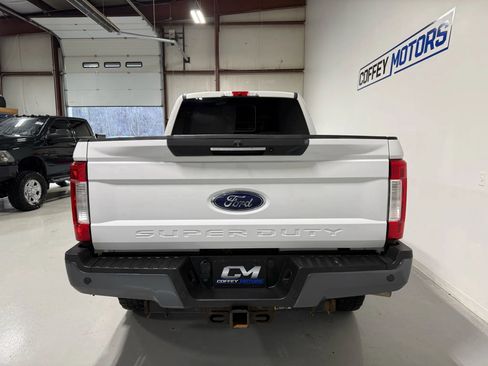 Used 2017 Ford F350 Lariat w/ Lariat Ultimate Package image 5