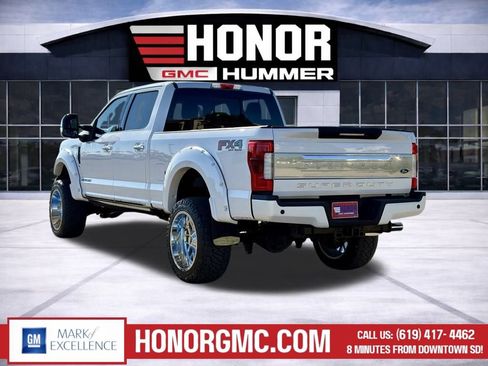 Used 2019 Ford F350 Platinum w/ Platinum Ultimate Package image 5