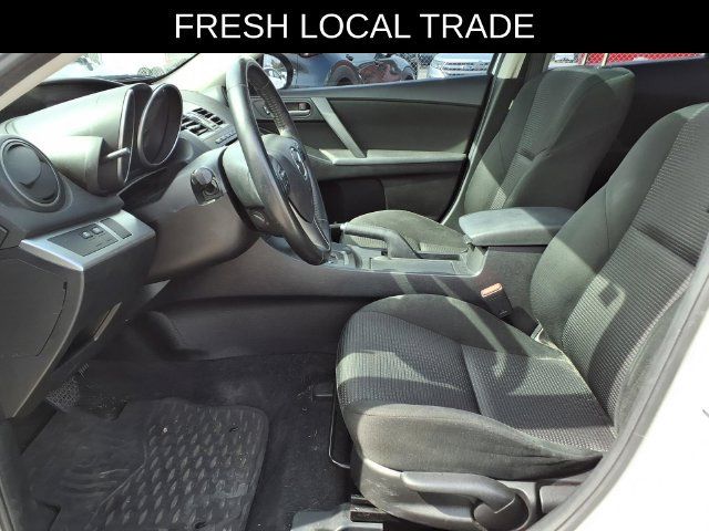Used 2013 MAZDA MAZDA3 i Touring FWD image 17