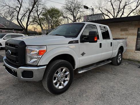 Used 2015 Ford F250 XL w/ Power Equipment Group AWD/4WD image 24
