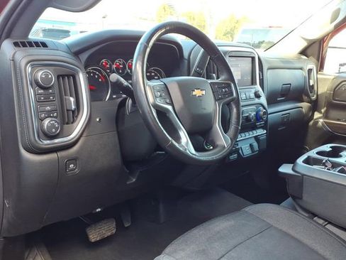 Used 2019 Chevrolet Silverado 1500 LT w/ All-Star Edition image 9