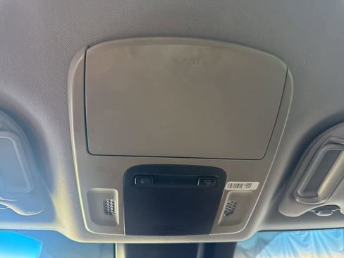 Used 2018 Toyota Camry LE FWD image 28