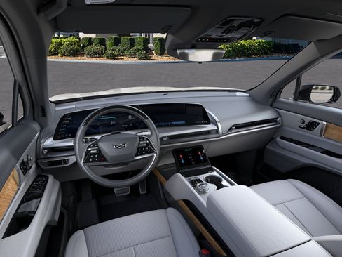 New 2027 Cadillac Vistiq Sport w/ LPO, Floor Liner Package AWD/4WD image 15