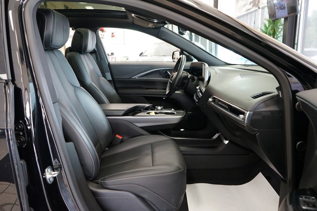 Used 2024 Cadillac Lyriq Sport w/ LPO, Floor Liner Package AWD/4WD image 53