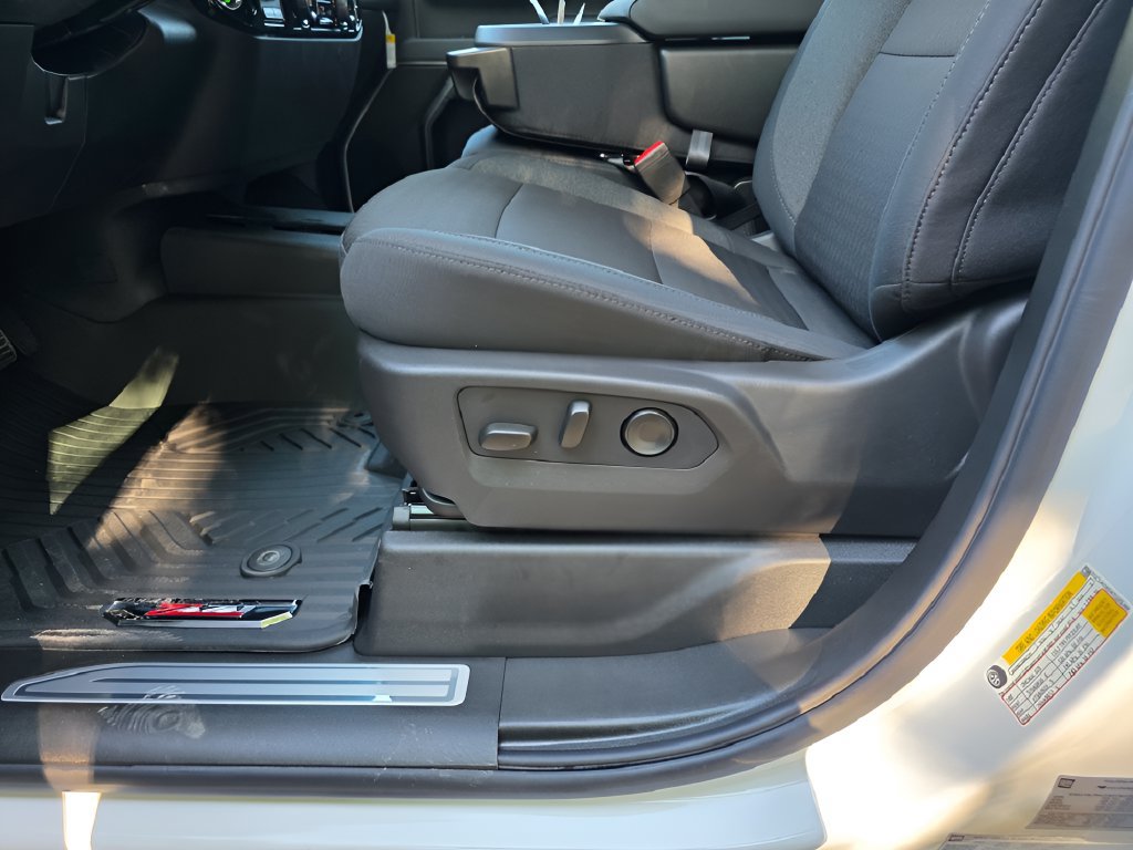 New 2026 Chevrolet Silverado 1500 LT AWD/4WD image 18
