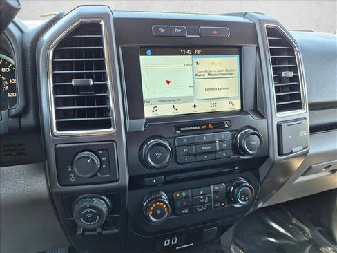 Used 2016 Ford F150 XLT w/ Equipment Group 302A Luxury AWD/4WD image 13