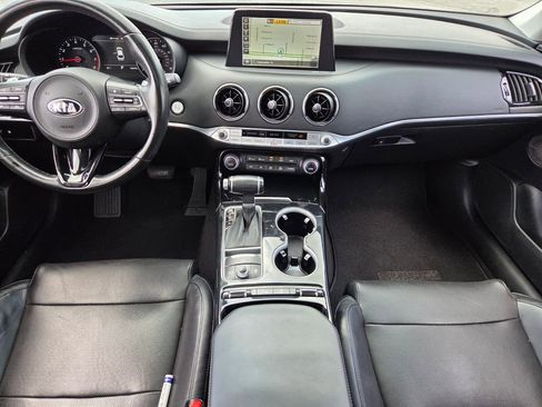 Used 2018 Kia Stinger Premium RWD image 24