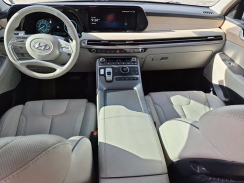 Used 2024 Hyundai Palisade Limited FWD image 15