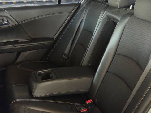 Used 2017 Honda Accord Sport image 15