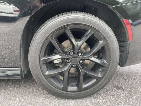 Used 2022 Dodge Charger R/T w/ Plus Group RWD image 10