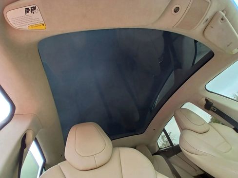 Used 2017 Tesla Model S 75 image 19