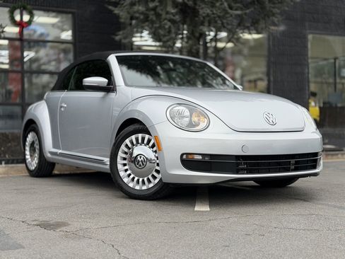 Used 2015 Volkswagen Beetle 1.8T image 8