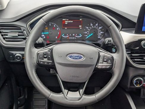 Used 2022 Ford Escape SEL image 19