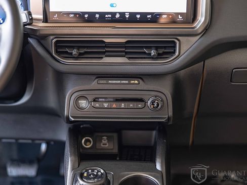 Used 2025 Ford Bronco Sport Outer Banks w/ Outer Banks Tech Package+ image 37