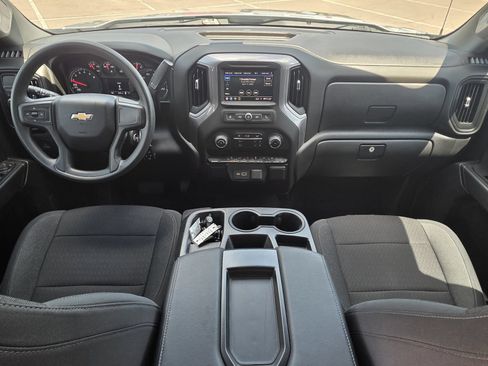Used 2022 Chevrolet Silverado 1500 Custom RWD image 9