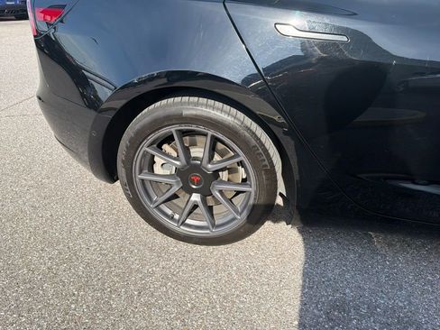 Used 2022 Tesla Model 3 RWD image 8