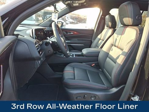 Used 2026 Chevrolet Traverse RS image 18