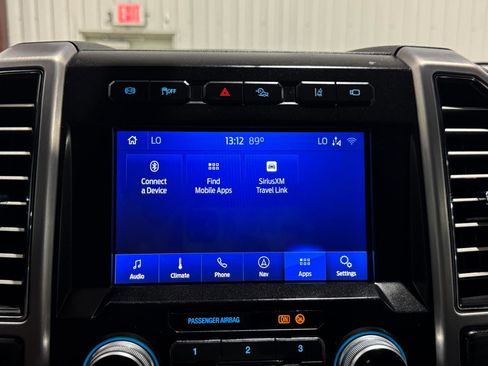 Used 2020 Ford F250 Platinum w/ Tremor Off-Road Package AWD/4WD image 44