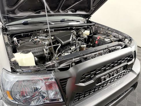 Used 2011 Toyota Tacoma 4x4 Access Cab w/ SR5 Pkg #2 image 18