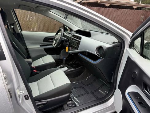 Used 2012 Toyota Prius C Two image 13