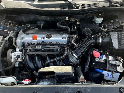 Used 2011 Honda Accord LX-P image 9