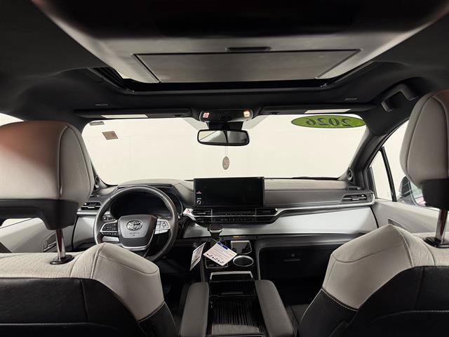 Certified 2026 Toyota Sienna XSE AWD/4WD image 14