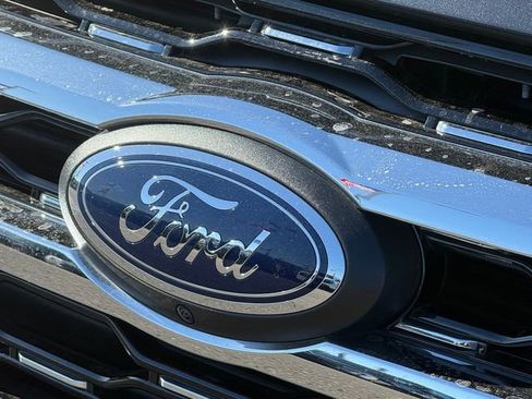 Certified 2024 Ford Expedition Limited AWD/4WD image 22