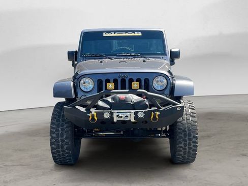 Used 2016 Jeep Wrangler Unlimited Rubicon AWD/4WD image 2
