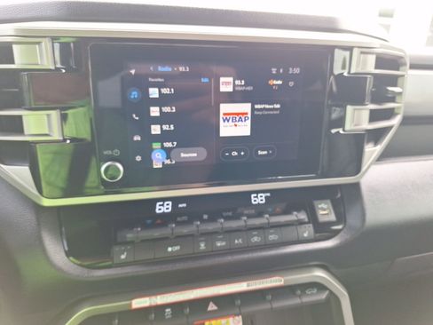 Used 2025 Toyota Tundra SR5 image 28