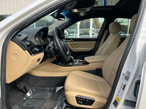 Used 2018 BMW X4 xDrive28i image 11