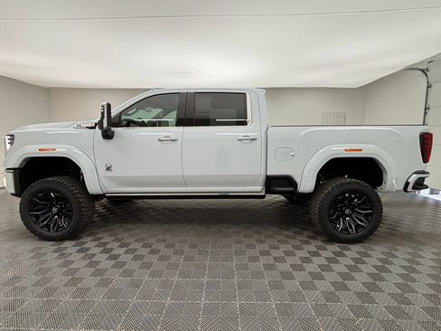 New 2026 GMC Sierra 2500 Denali w/ Denali Reserve Package AWD/4WD image 15