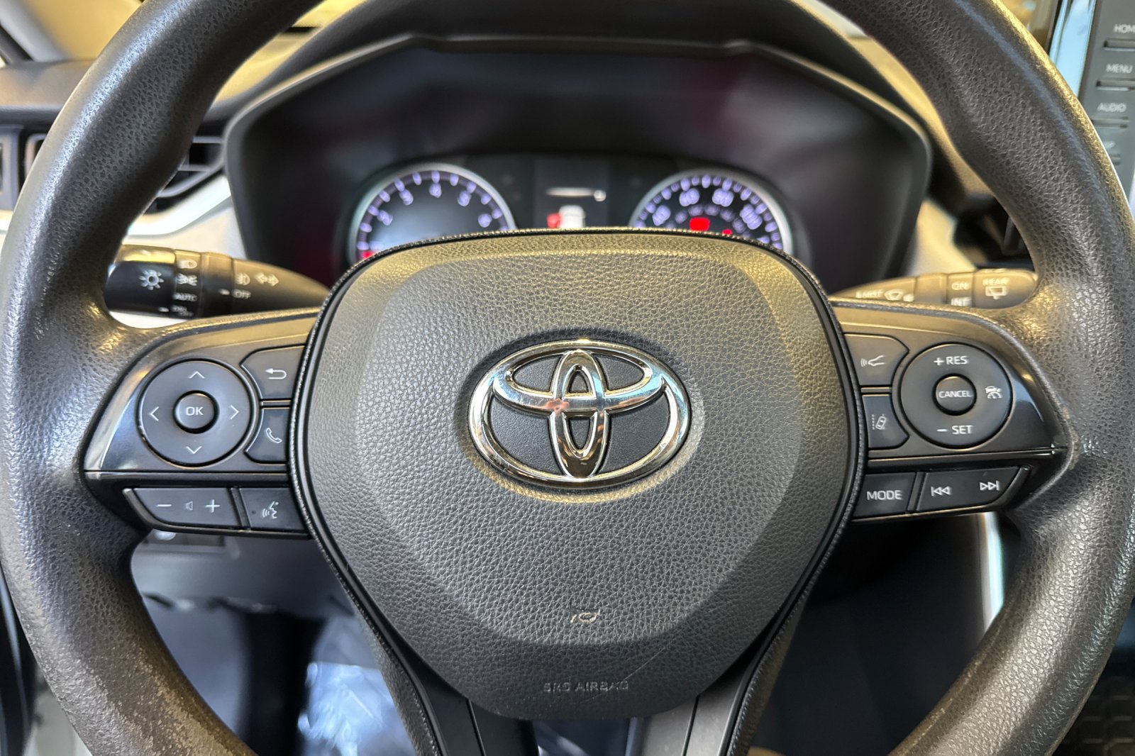 Certified 2019 Toyota RAV4 XLE w/ Carpet Mat Package FWD image 30