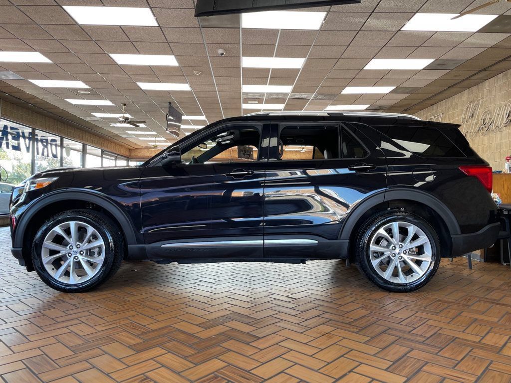 Used 2023 Ford Explorer Platinum w/ Technology Package AWD/4WD image 6