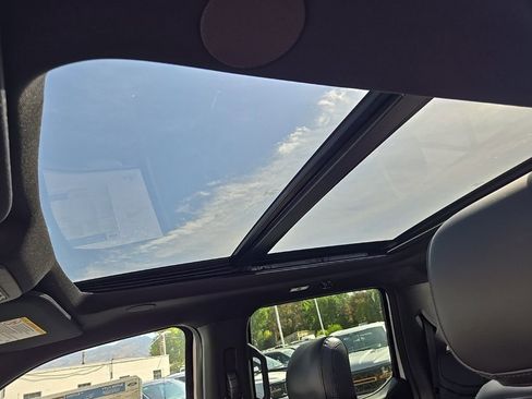 New 2025 Ford F250 Platinum image 23