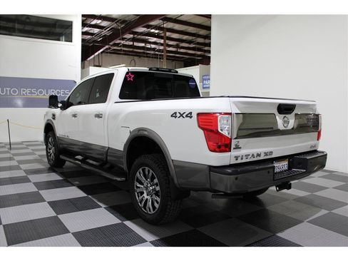 Used 2019 Nissan Titan Platinum Reserve w/ Platinum Utility Package image 6