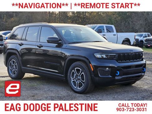 Used 2023 Jeep Grand Cherokee Trailhawk w/ Advanced Protech Group II AWD/4WD image 1