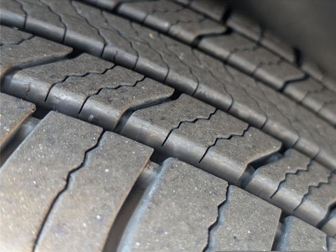 Used 2023 Cadillac XT6 Luxury image 31