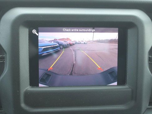 Used 2020 Jeep Gladiator Overland w/ LED Lighting Group image 21