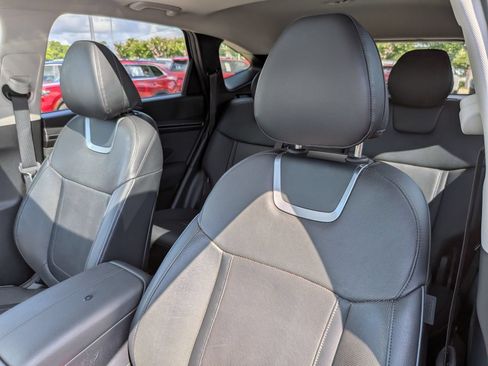 Used 2022 Hyundai Tucson SEL w/ Convenience + Premium Package FWD image 15
